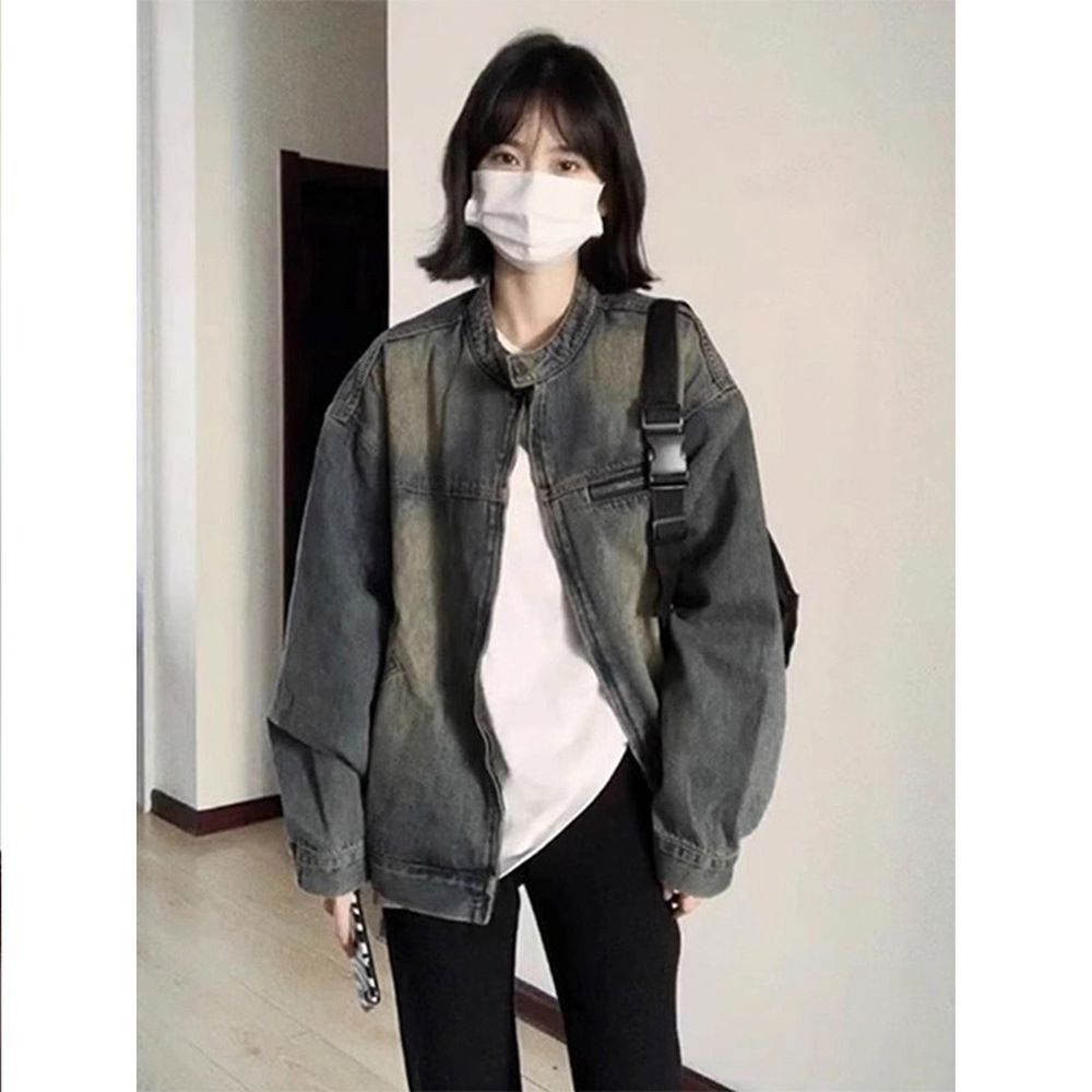 Retro Round Neck Blue Short Denim Jacket Loose And Slim